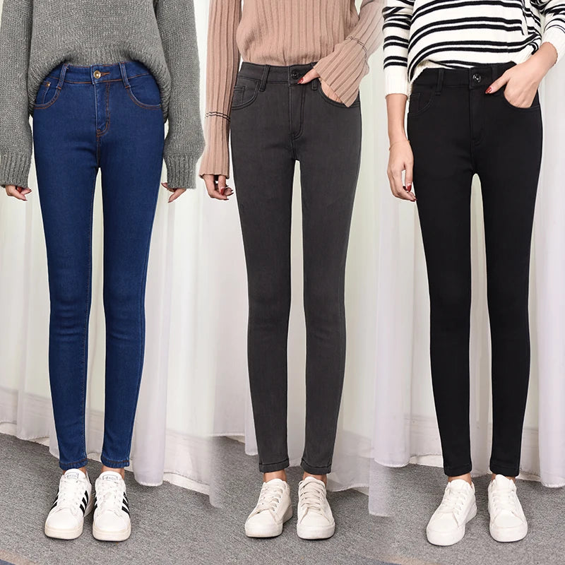 Women Warm Velvet Jeans