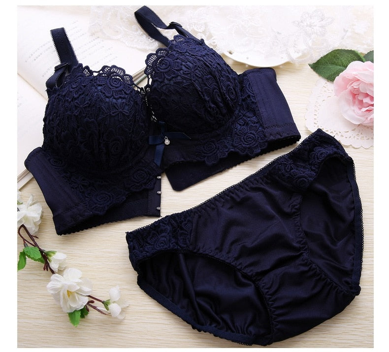 Embroidery Push Up Bralet Set