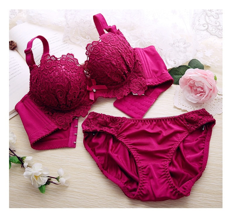 Embroidery Push Up Bralet Set